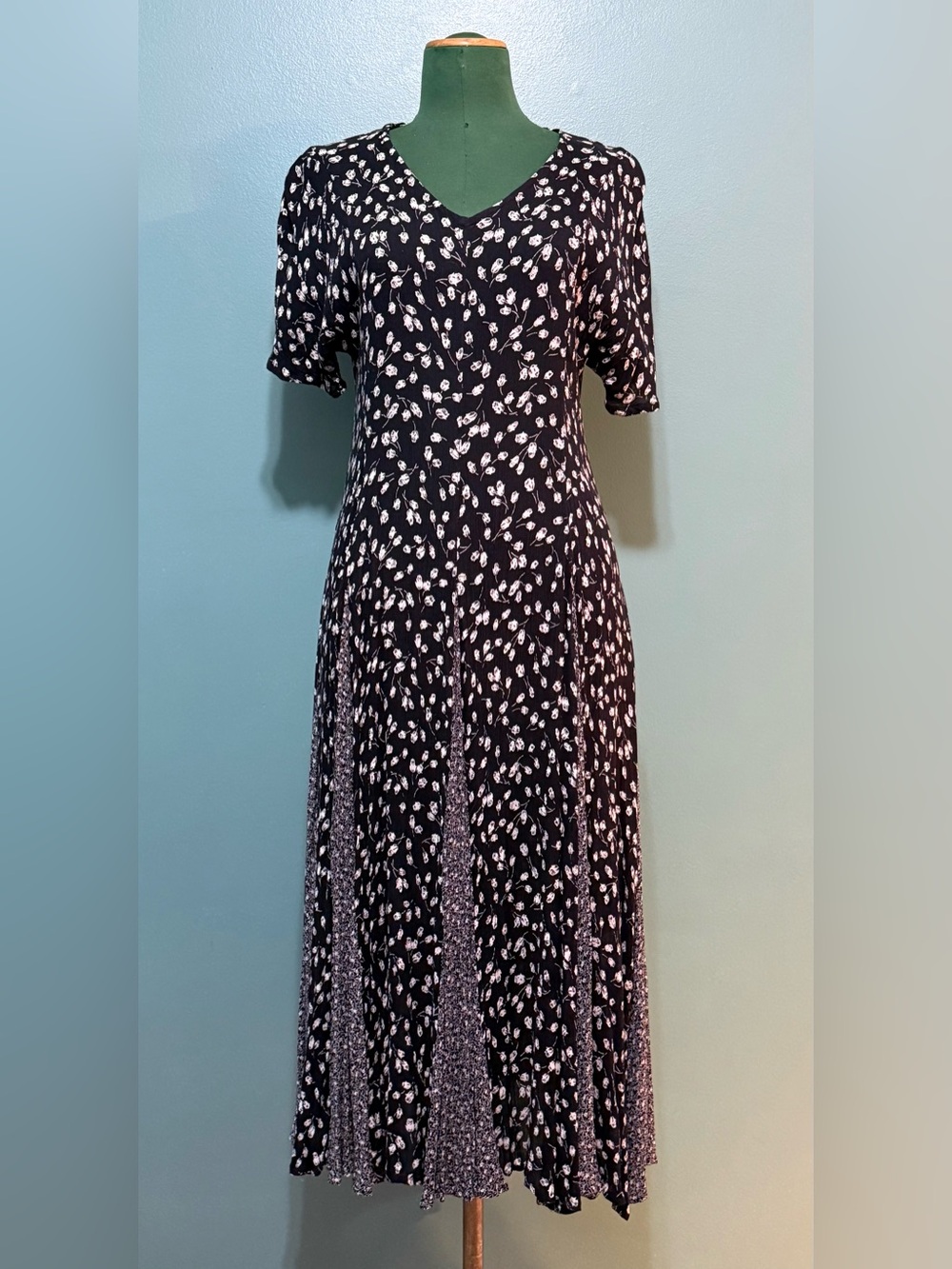 90s Rayon Godet rose print Maxi Dress